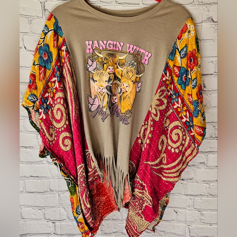 UPCYCLED Poncho Top OS